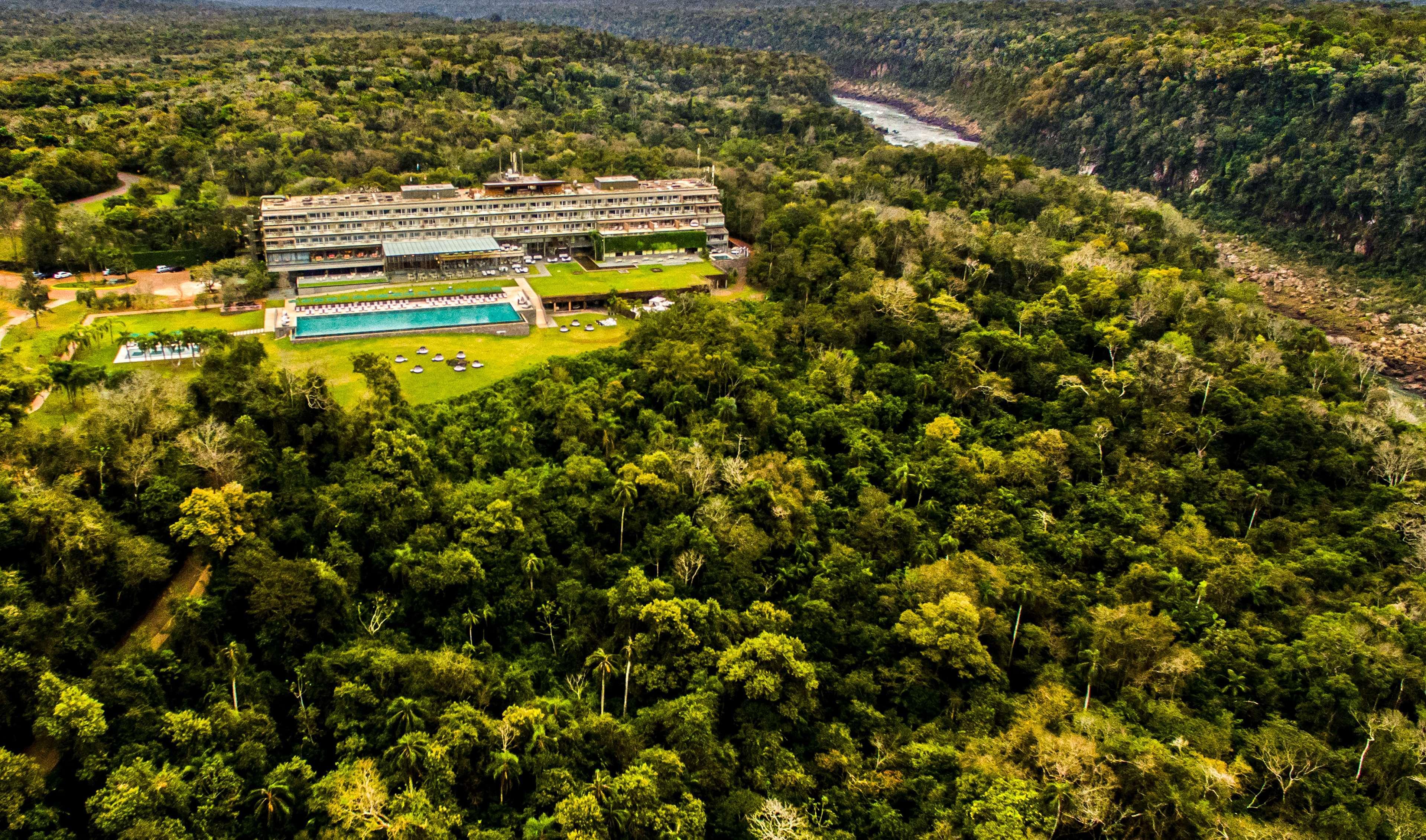 Hotel Gran Melia Iguazu à Puerto Iguazú Extérieur photo Aerial view of the hotel